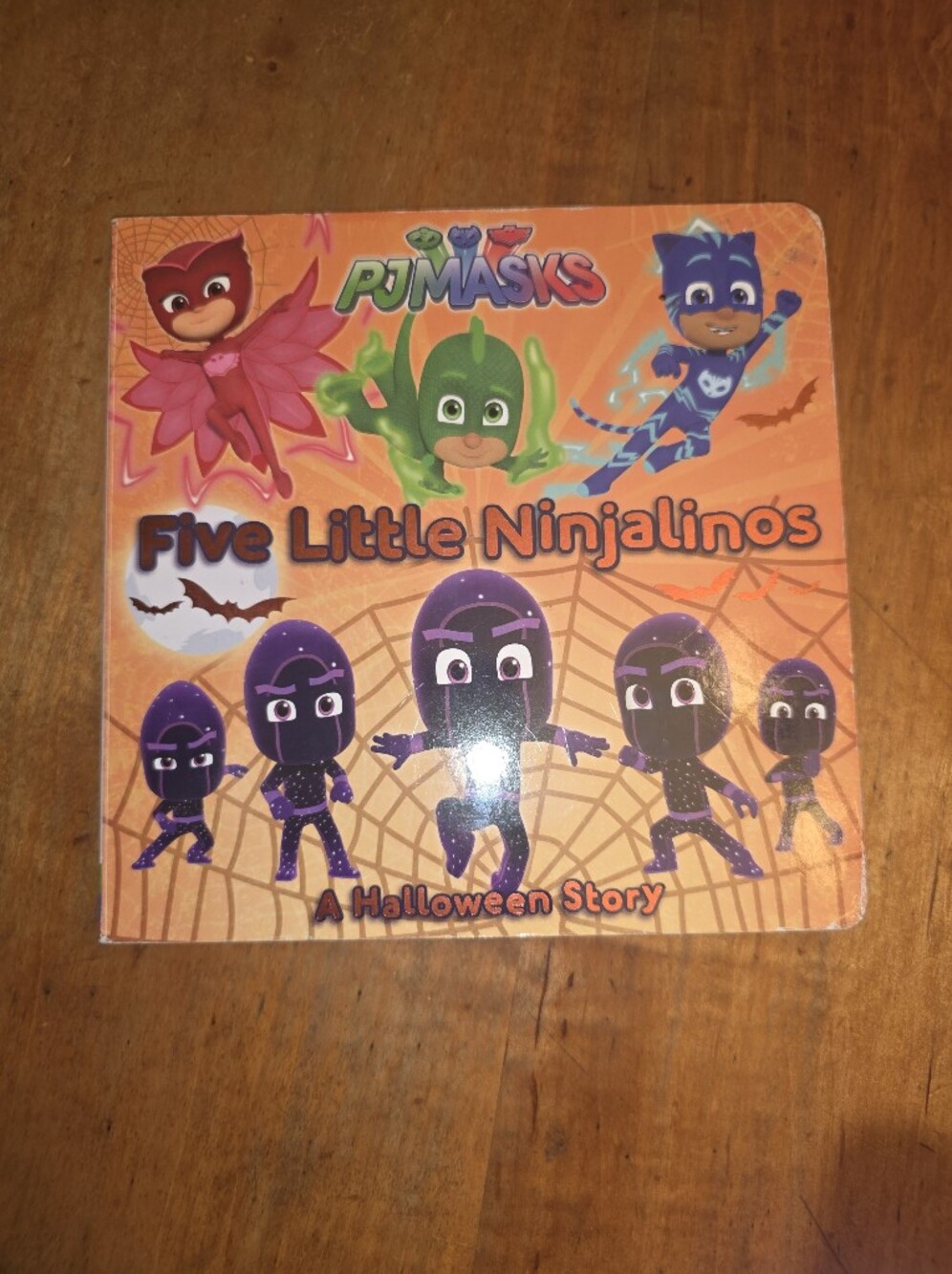 Five Little Ninjalinos: A Halloween Story (PJ Masks) Board Book, Walt Disney